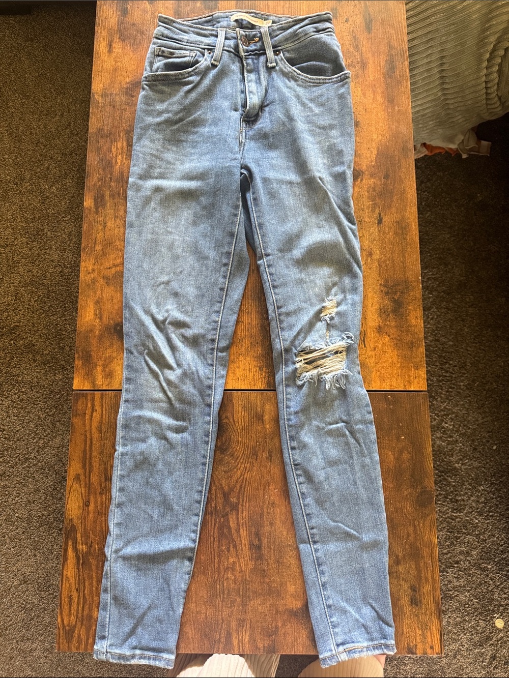 Levi's Women's Light Blue Ripped Skinny Jeans